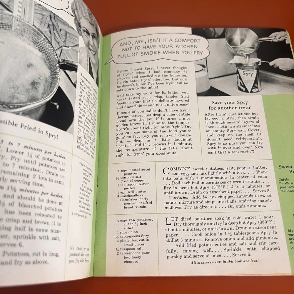 Vintage Aunt Jenny's Favorite Recipes Spry Shortening Cookbook Advertising 1930s